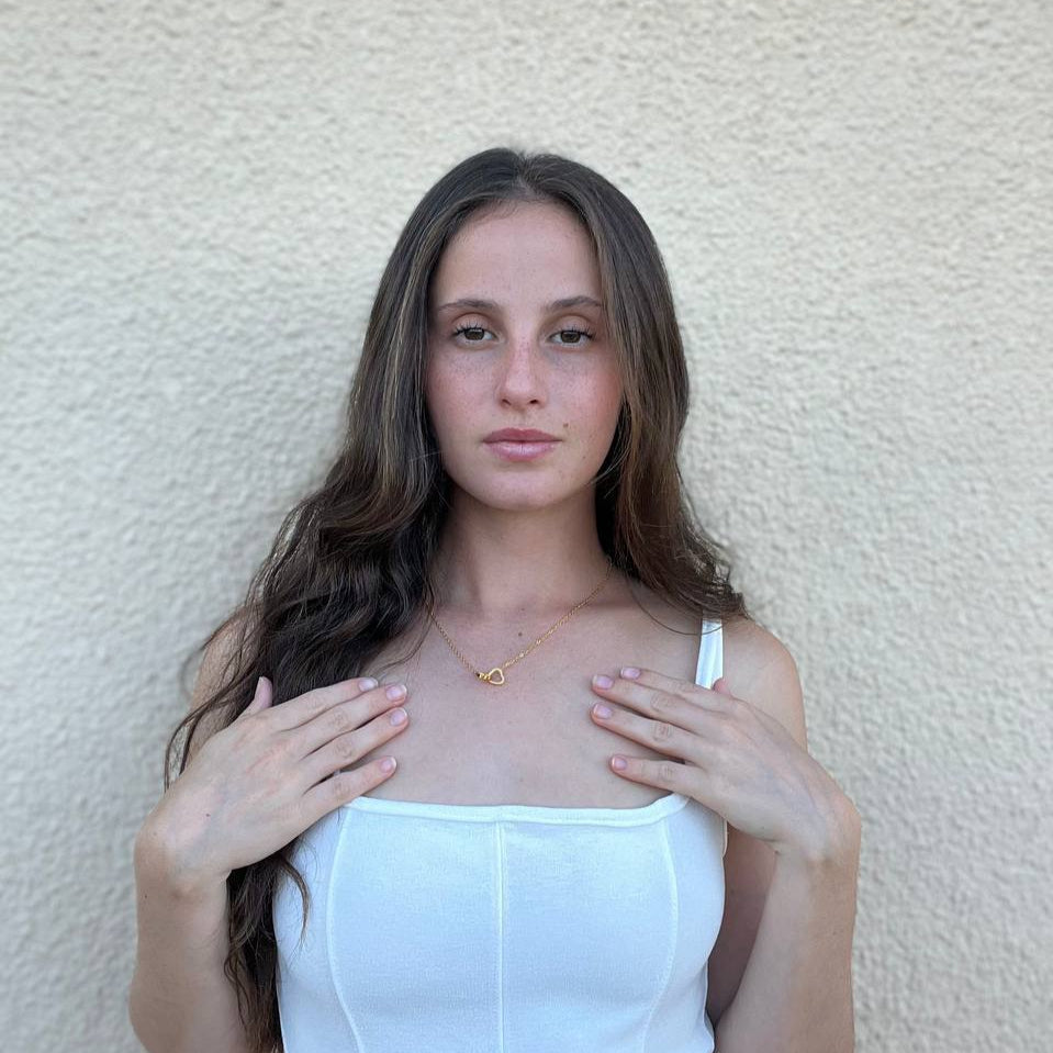 קופסת ורד נצחי עם תליון חרוט